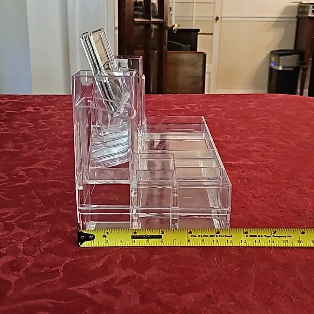 Makeup stand organizer